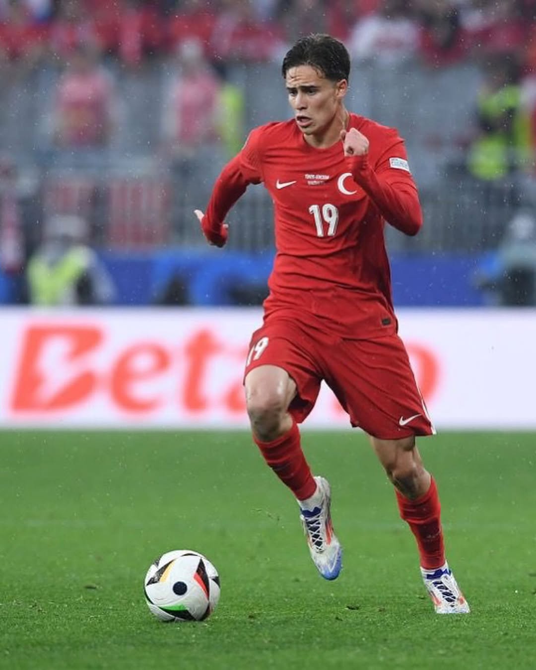 Kenan Yıldız Kimdir?