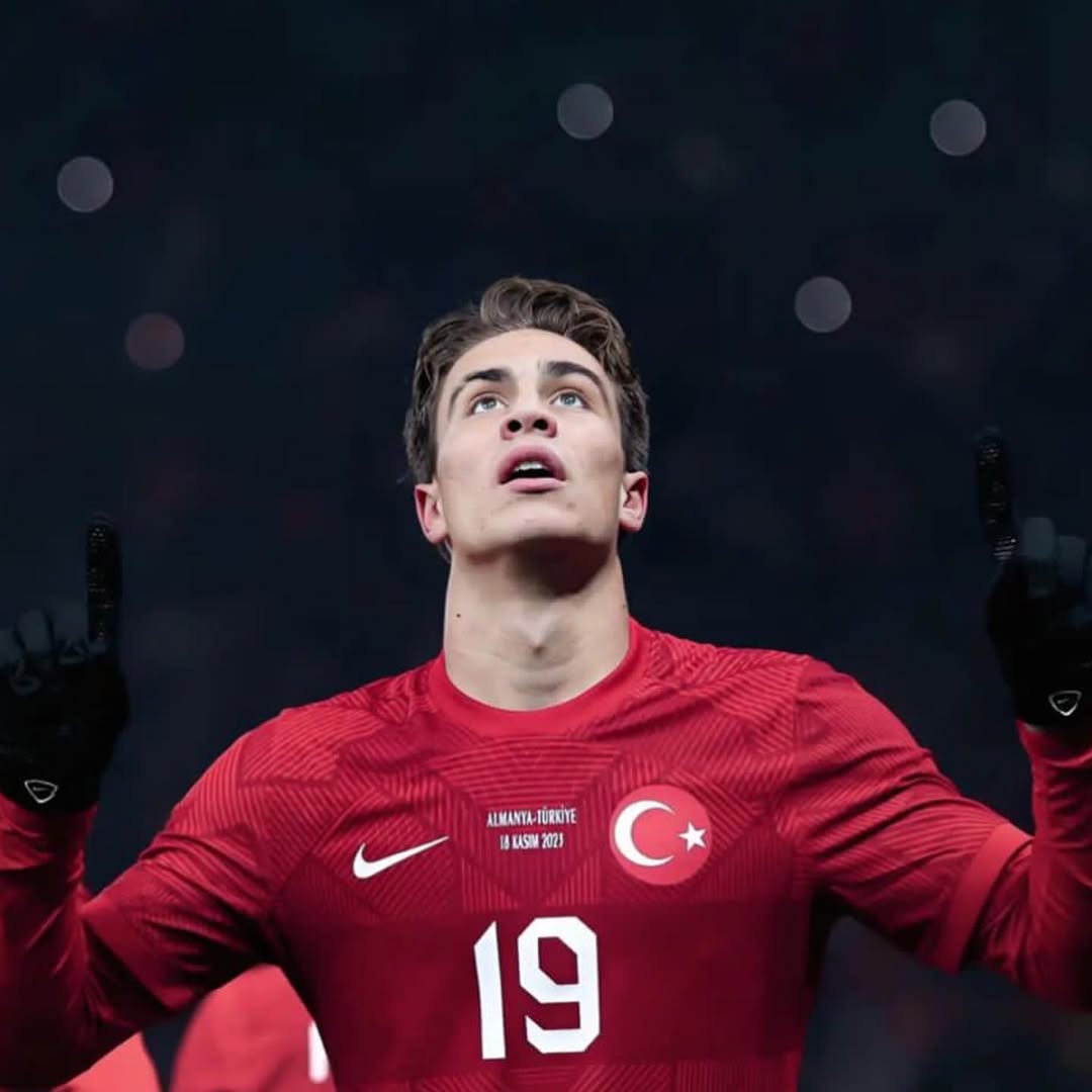 Kenan Yıldız Kimdir?