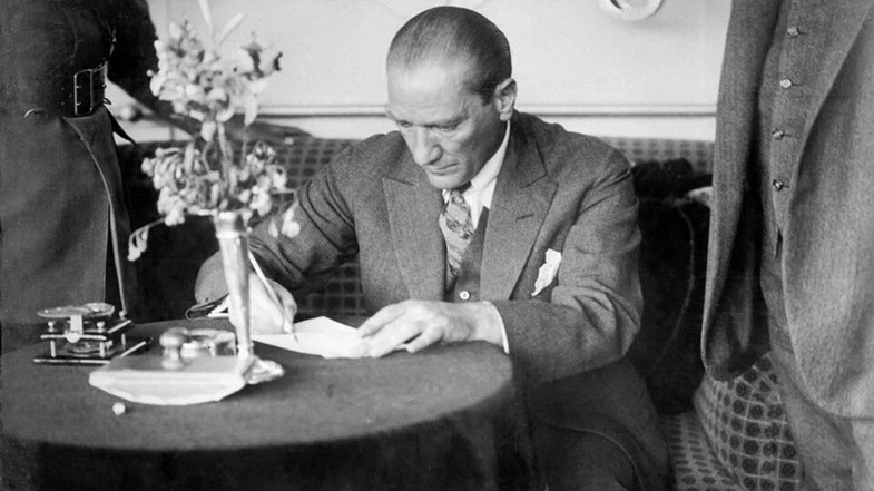 Mustafa Kemal Atatürk’ün Barışa Verdiği Önem! Atatürk’ün Barış Hakkında Söylediği Sözler