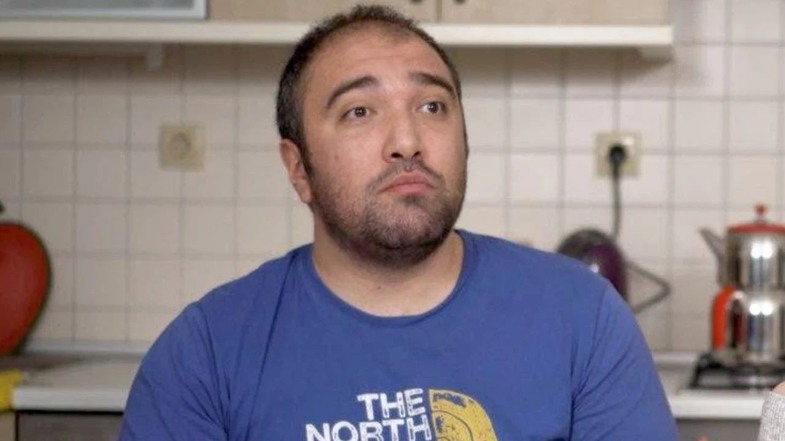 Özgür Turhan Kimdir?