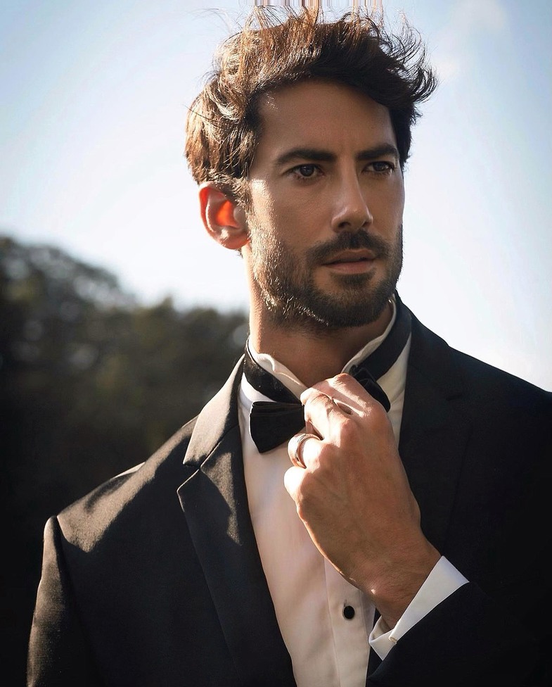 Serkan Sağdıç Kimdir?