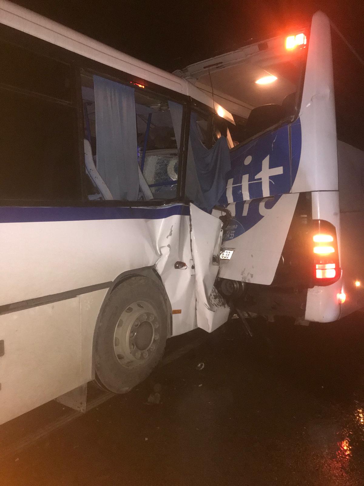 Sinop'ta Otobüs Çarpışması: 13 Yaralı