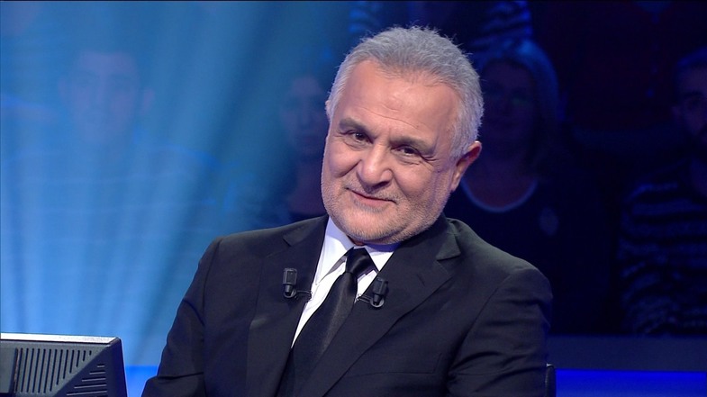 Tiyatro ve Televizyon Dünyasının Duayeni: Kenan Işık Kimdir?