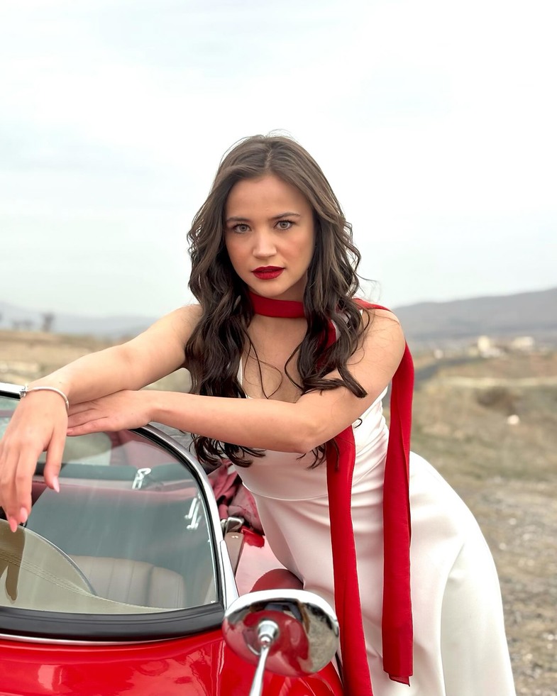 Yağmur Yüksel Hakkında Bilinmeyenler ve Hayatı