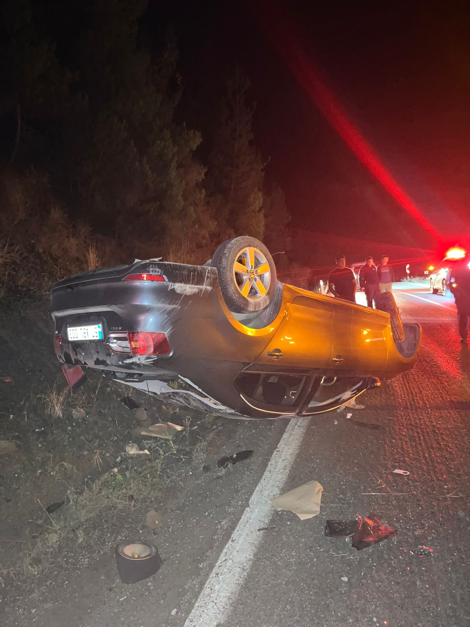 Ayancık’ta Otomobil Devrildi: 4 Yaralı