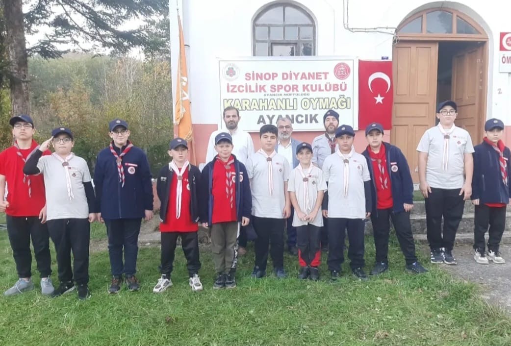Ayancık’ta İzcilik ve Kamp Eğitimi Gerçekleştirildi