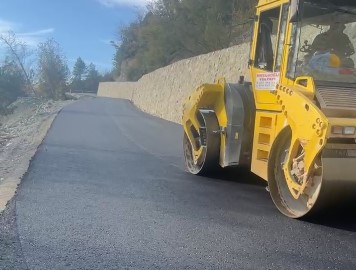 Söküçayırı-Armutluyazı Grup Yolunda Asfalt Çalışması Tamamlandı