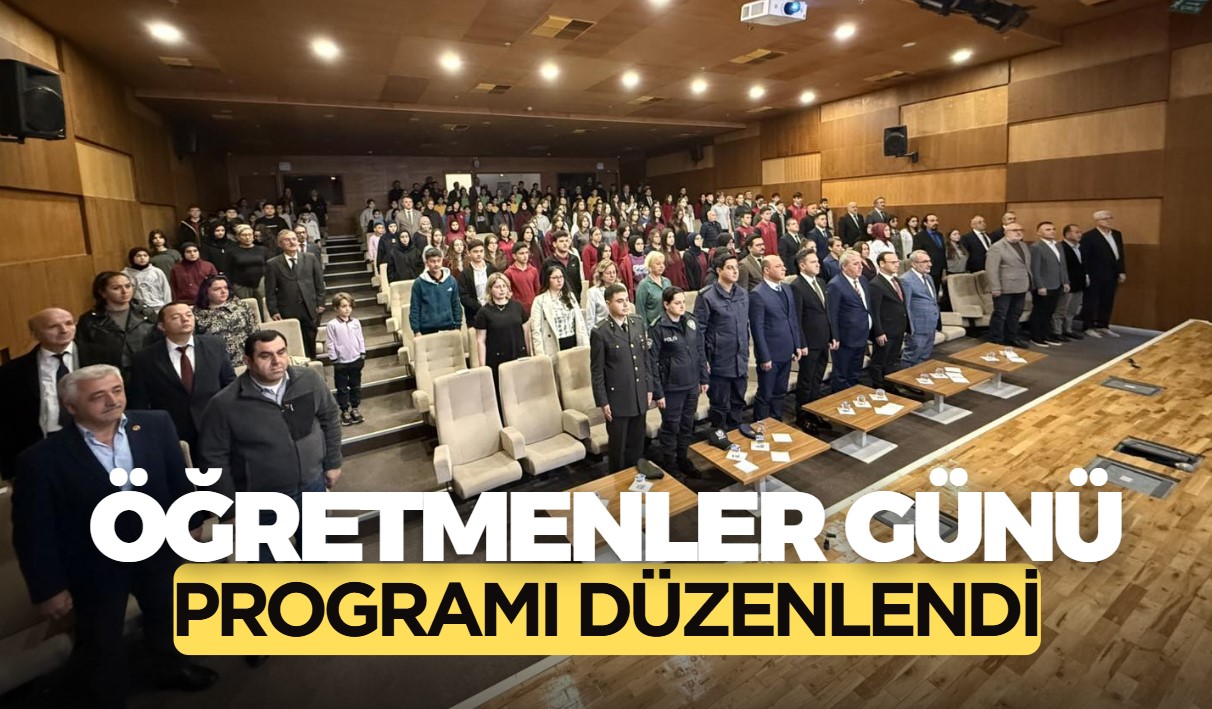 Ayancık’ta 24 Kasım Öğretmenler Günü Programı Düzenlendi