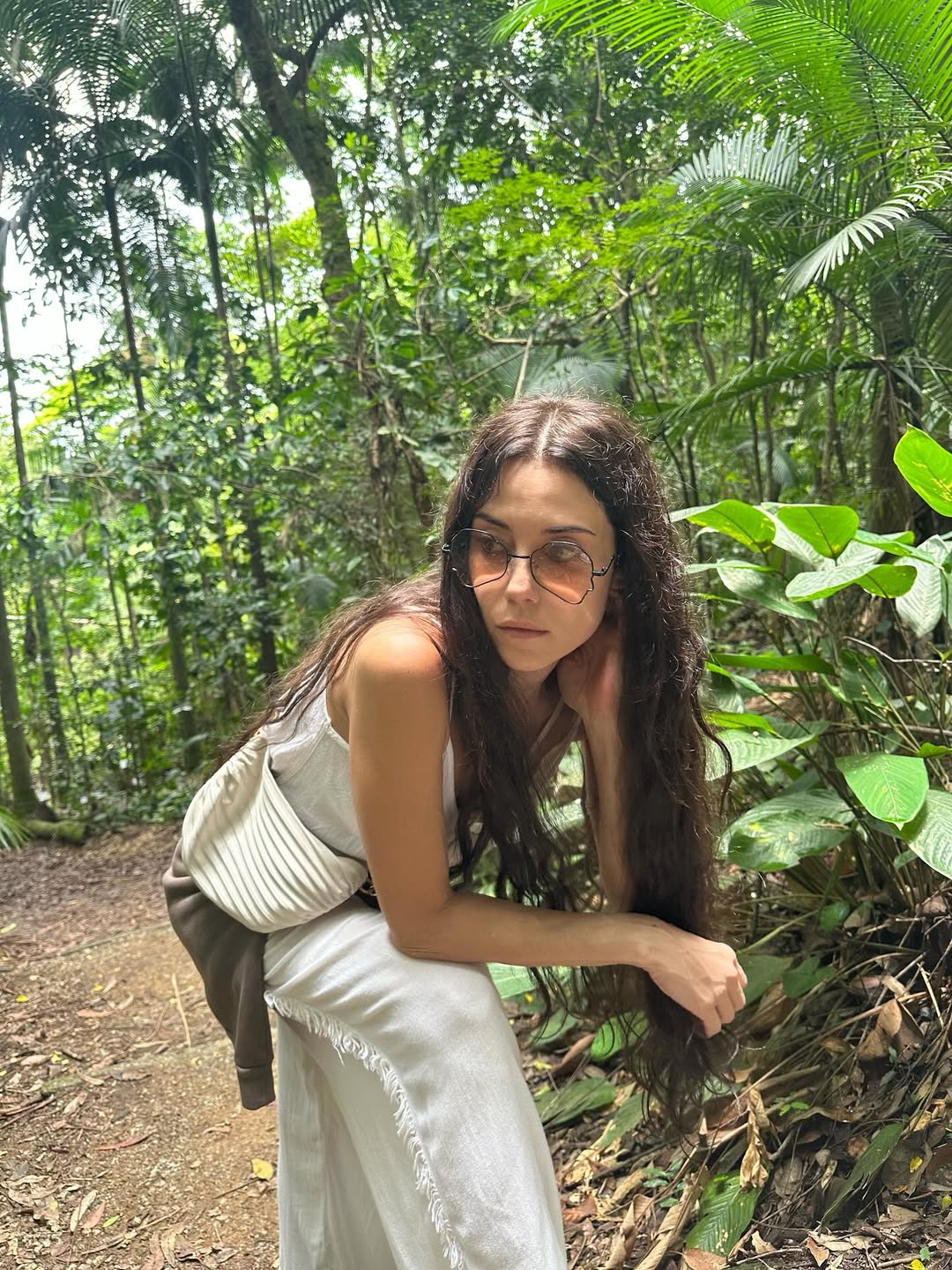 Cansu Dere Hakkında Bilinmeyenler ve Hayatına Yakından Bir Bakış