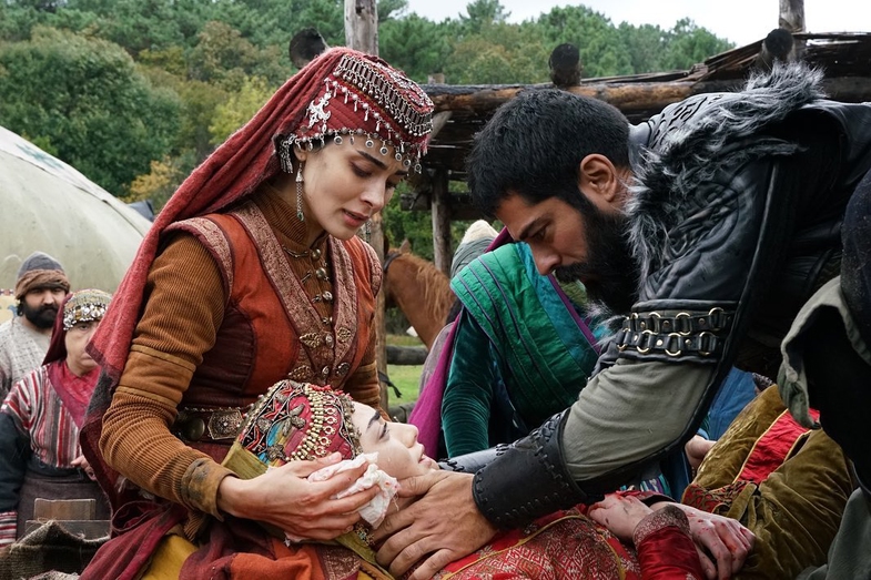 Emel Dede Hakkında Bilinmeyenler ve Hayat Hikayesi