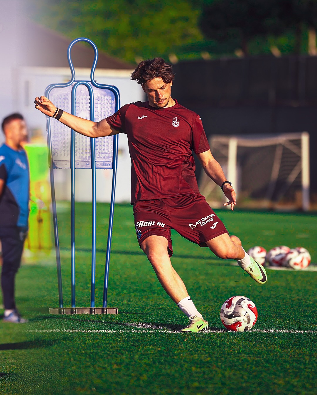 Enis Destan Hakkında Bilinmeyenler ve Kariyer Yolculuğu