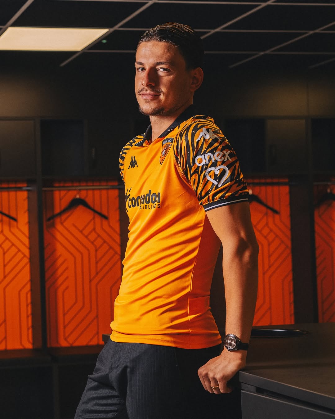 Enis Destan Hakkında Bilinmeyenler ve Kariyer Yolculuğu