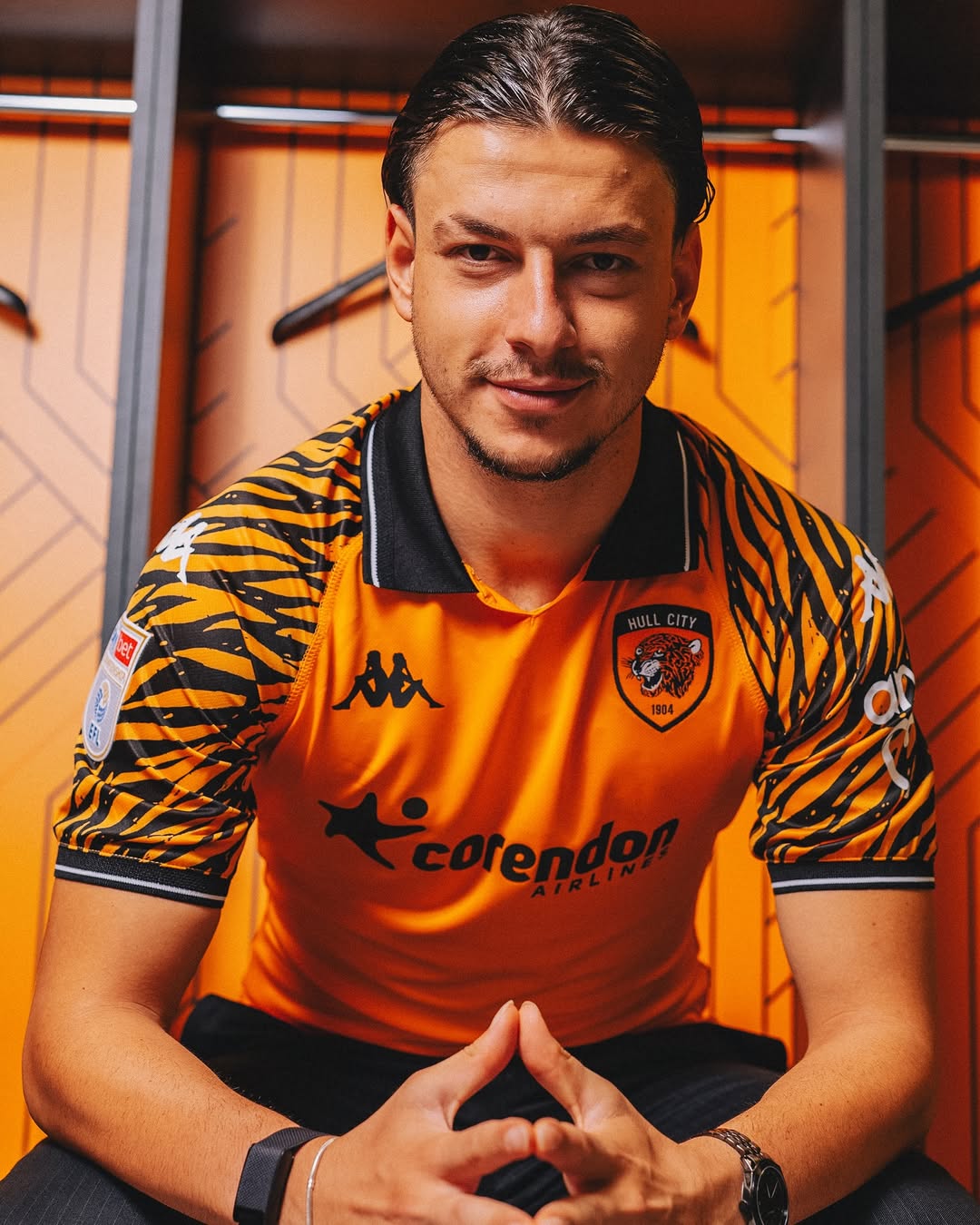 Enis Destan Hakkında Bilinmeyenler ve Kariyer Yolculuğu