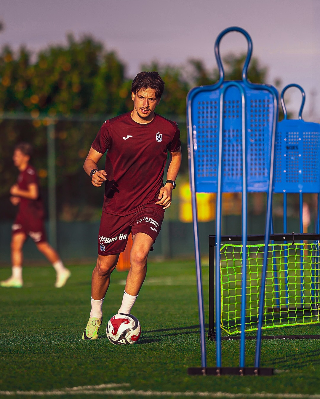 Enis Destan Hakkında Bilinmeyenler ve Kariyer Yolculuğu