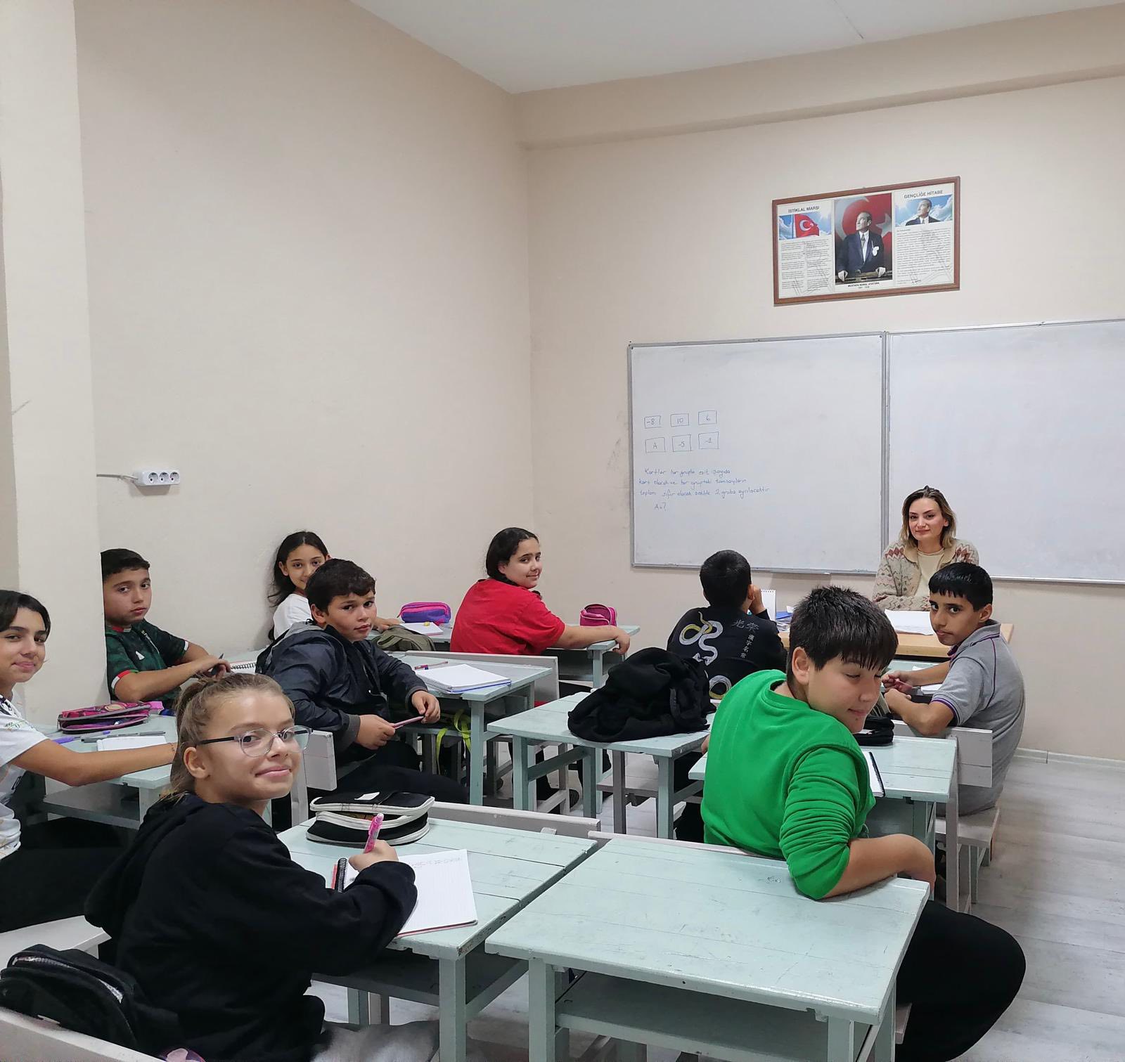 Gerze Belediyesi’nden Ortaokul Etüt Desteği