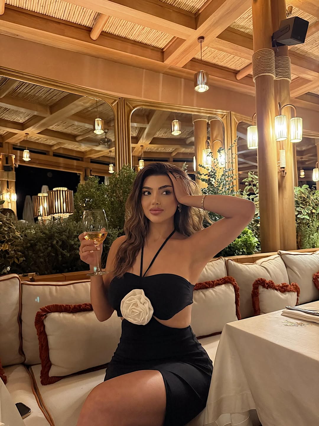 Kısmetse Olur Yarışmacısı Buse Ünlü İndere Hakkında Bilinmeyenler