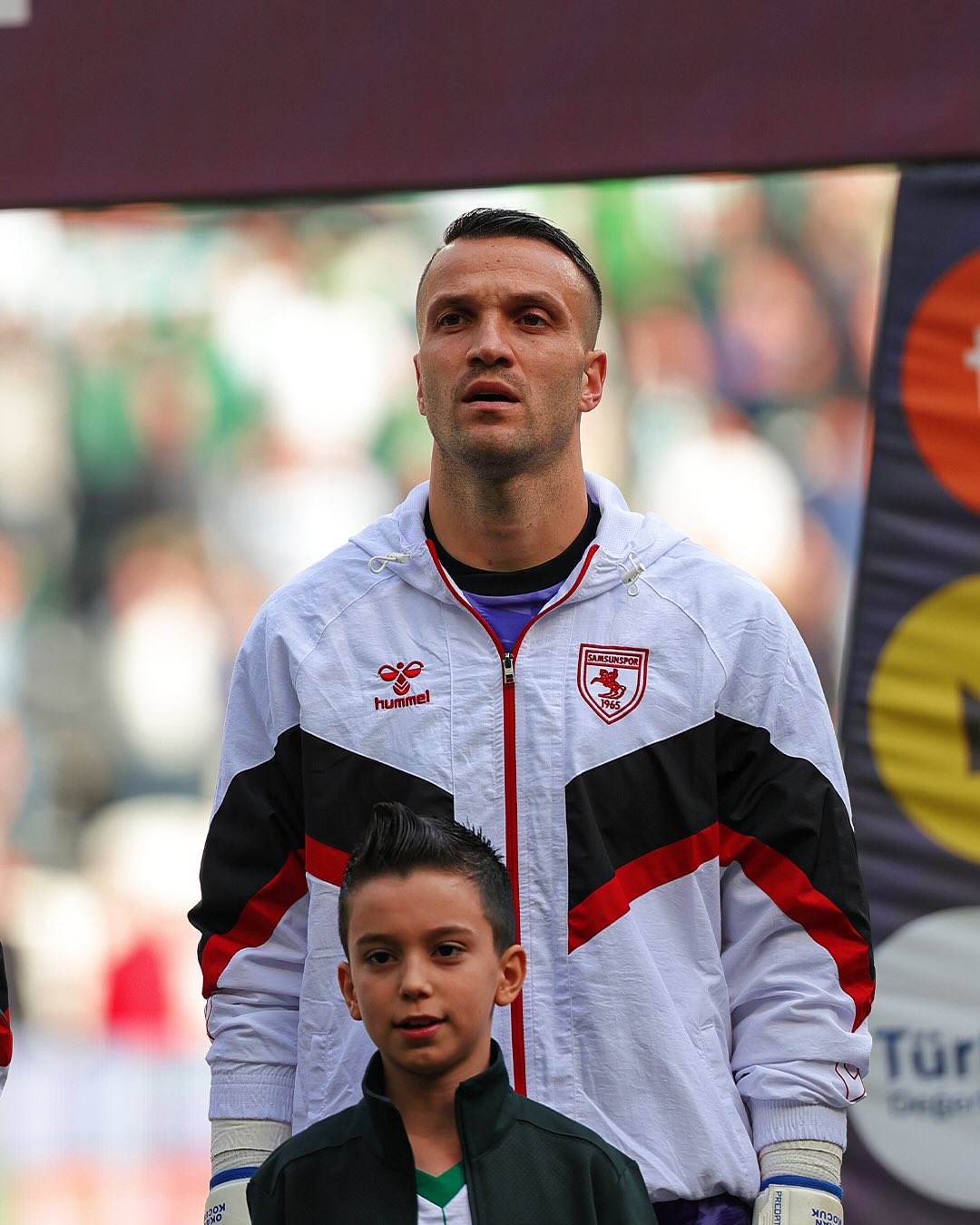 Okan Kocuk Kimdir? Başarılı Kalecinin Hayat Hikayesi ve Kariyer Yolculuğu