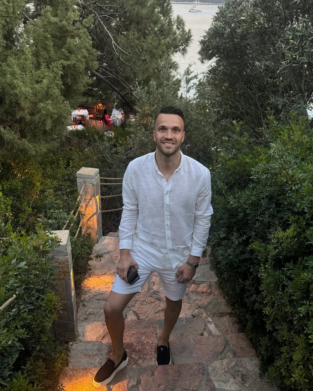 Okan Kocuk Kimdir? Başarılı Kalecinin Hayat Hikayesi ve Kariyer Yolculuğu