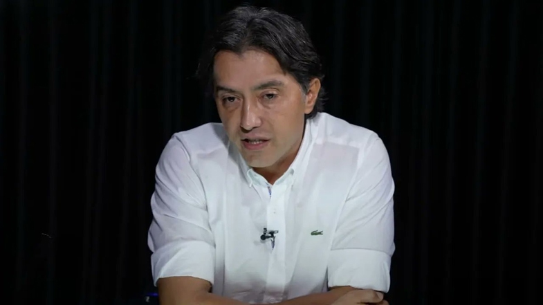 Emrullah Erdinç Kimdir?