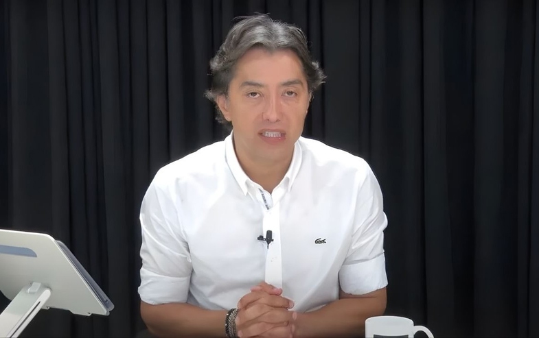 Emrullah Erdinç Kimdir?