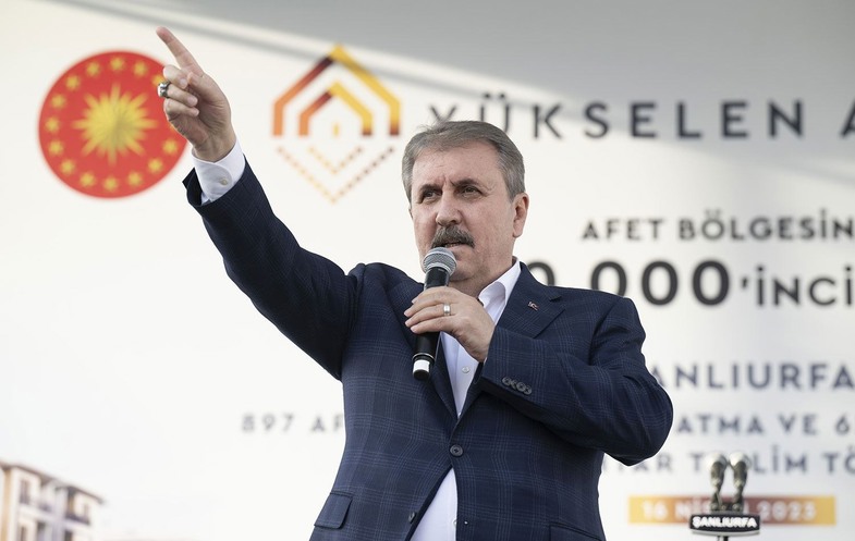 Mustafa Destici Hakkında Bilinmeyen Gerçekler ve Hayat Hikayesi