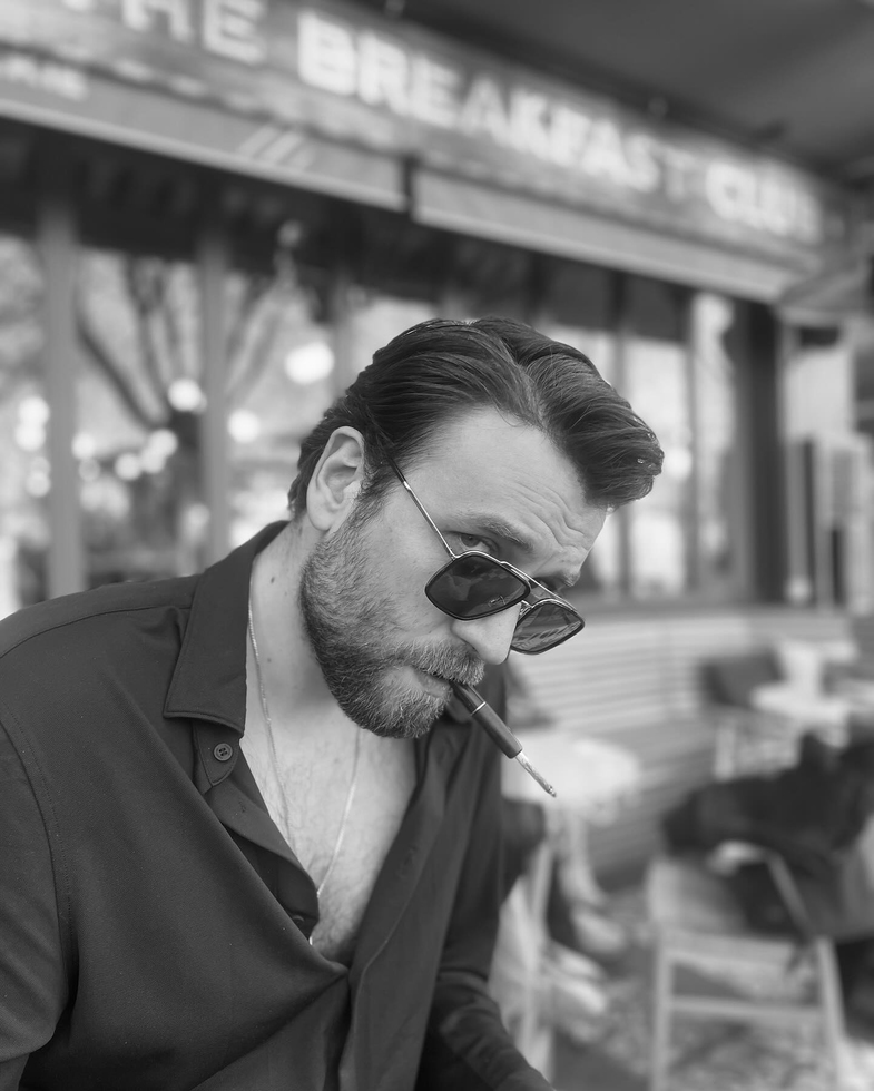 Nezir Çınarlı Hakkında Bilinmeyenler – Hayatı ve Başarıları