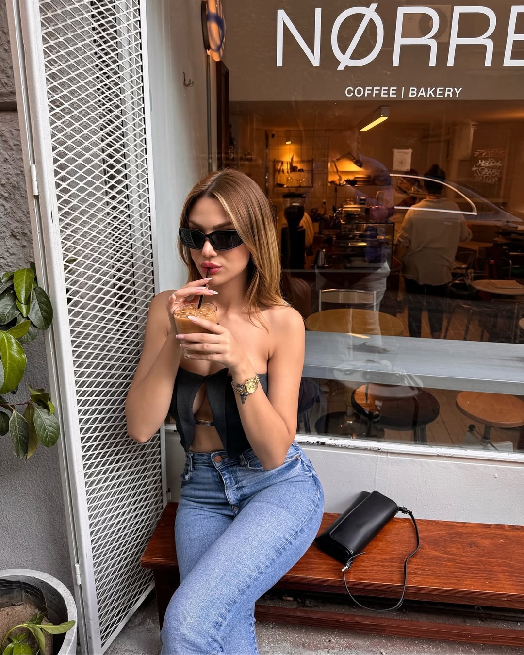 Rotinda Kılıç Hakkında Bilinmeyen Gerçekler ve Hayat Hikayesi