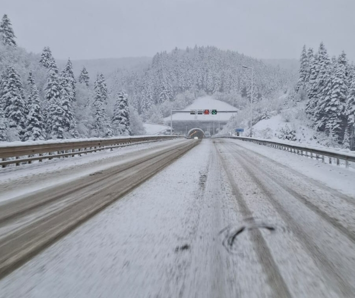 Sinop’ta kar yağışı devam ediyor