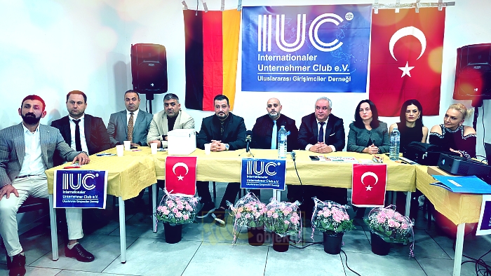 Program Açılışı ve Yönetim Sunumları