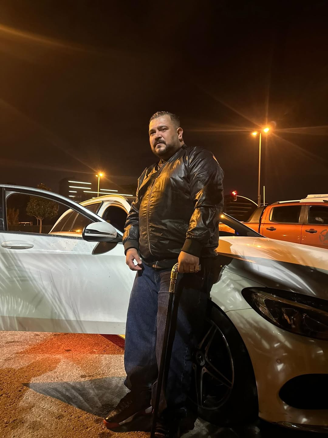 Yener Çevik Kimdir? Hayatı, Kariyeri ve Başarılarının Detaylı İncelemesi