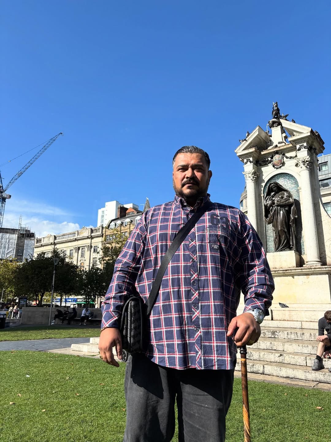 Yener Çevik Kimdir? Hayatı, Kariyeri ve Başarılarının Detaylı İncelemesi