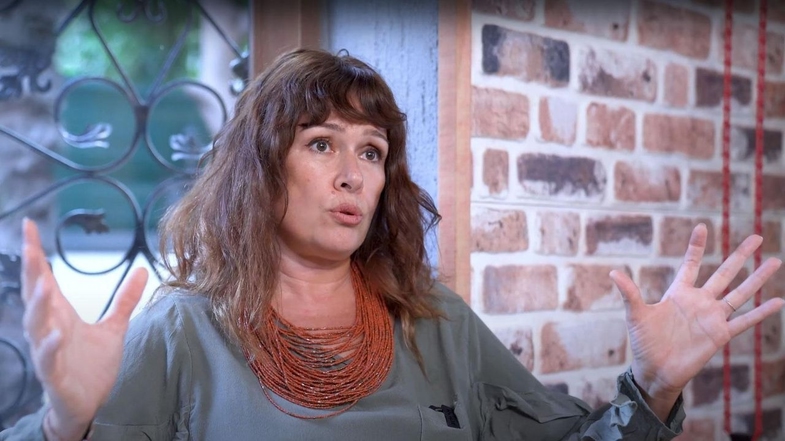 Zeynep Gülmez’in Hayat Hikayesi ve Kariyer Yolculuğu