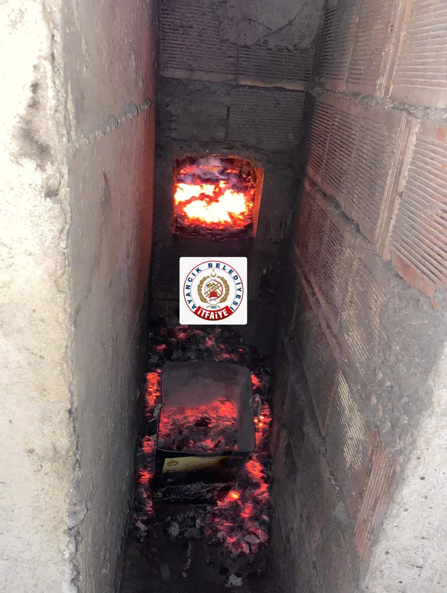 Ayancık’ta Sabah Saatlerinde Çıkan Baca Yangını Kontrol Altına Alındı