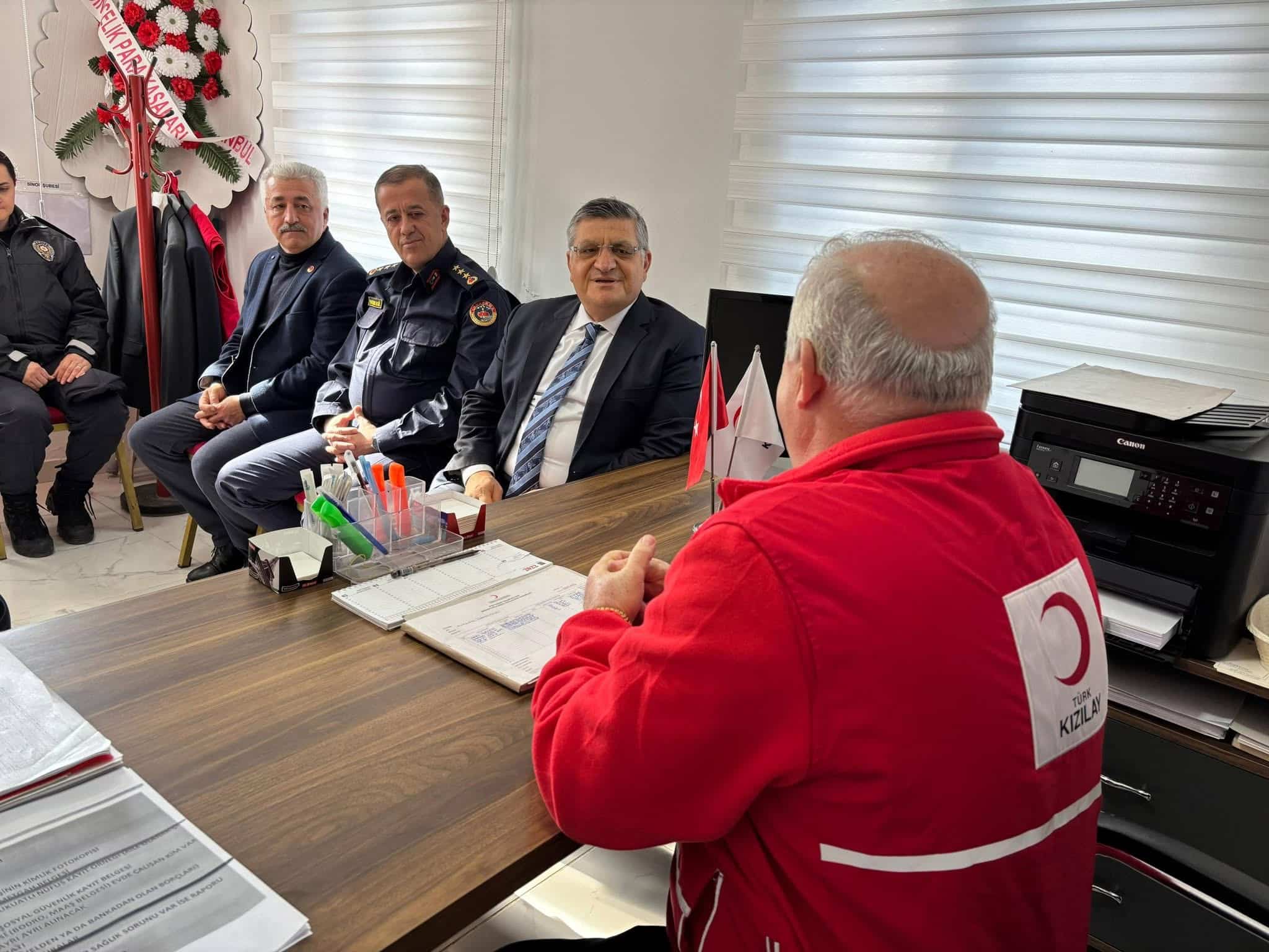 Vali Özarslan’dan Kızılay Ayancık Temsilciliğine ziyaret