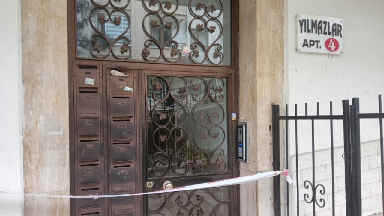 Ankara'da Apartmanda Kolonlarda Hasar: Bina Tahliye Edildi