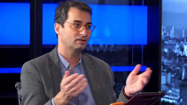 Mesleki Kariyer ve Çalışmaları