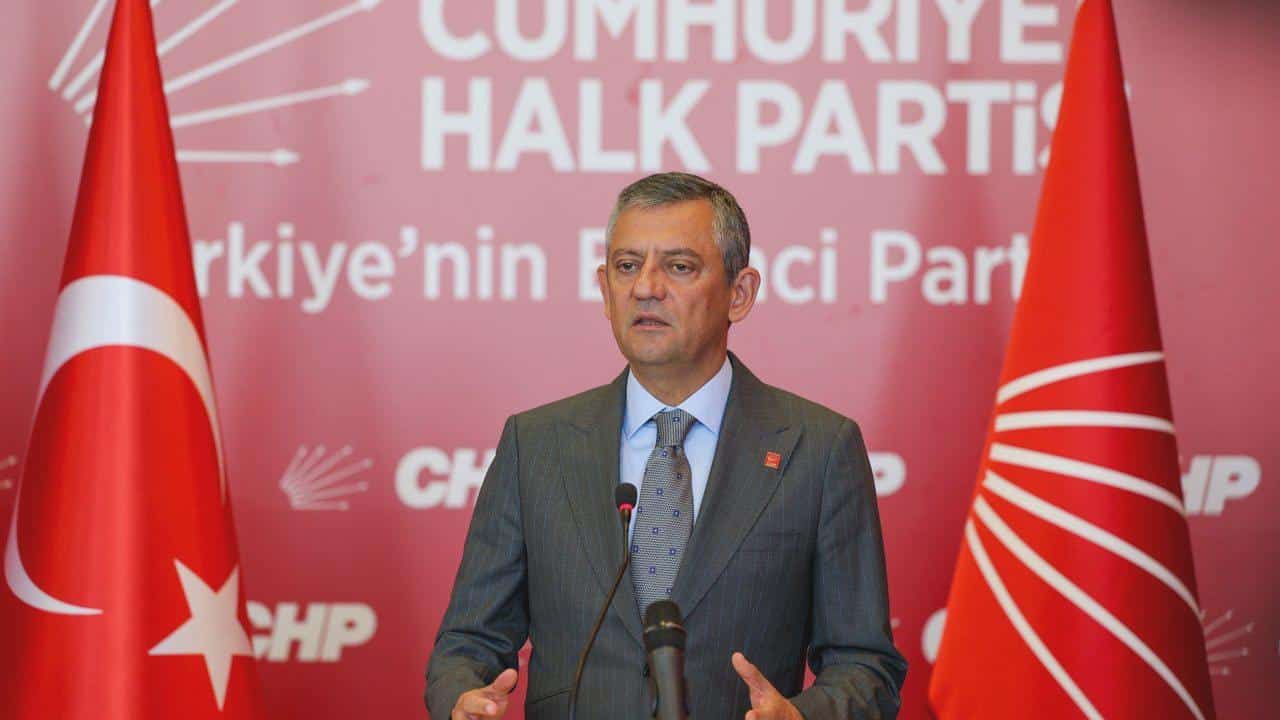 CHP Genel Başkanı Özgür Özel’den Emekli Maaşları Hakkında Çarpıcı Açıklama