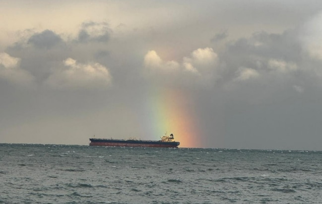 Dron Saldırısına Uğrayan Gemi İnebolu Açıklarında Bekleyişini Sürdürüyor