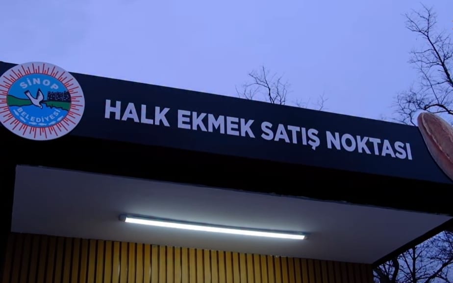SİNOP’TA HALK EKMEK BÜFESİ HİZMETE AÇILDI