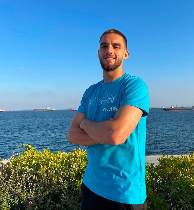 Berkan Kutlu: İsviçre Doğumlu Profesyonel Futbolcunun Kariyer Yolculuğu