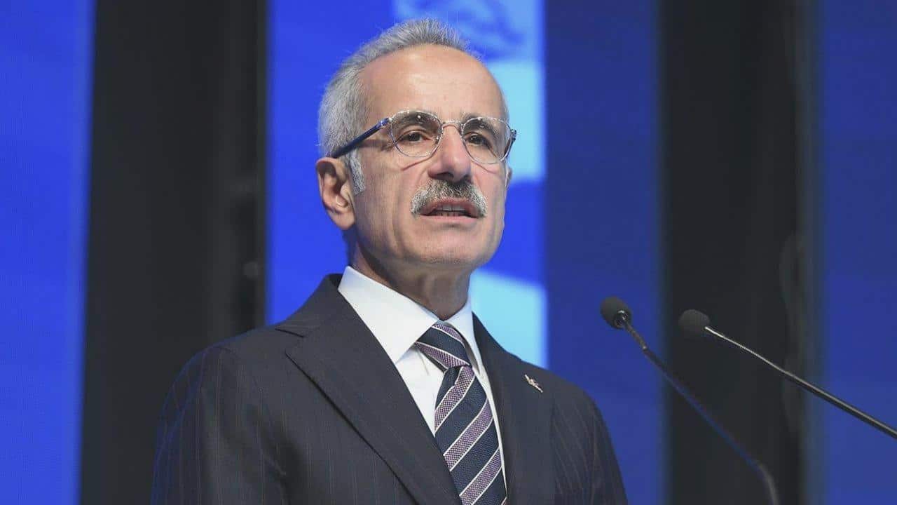 Türkiye, Uçak Kazasına İlişkin Karakutu İncelemesini İngiltere’de Yürütüyor