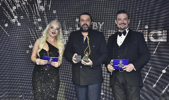 50Fifty, Bir Hafta İçinde İki Ödüllü Başarıya İmza Attı