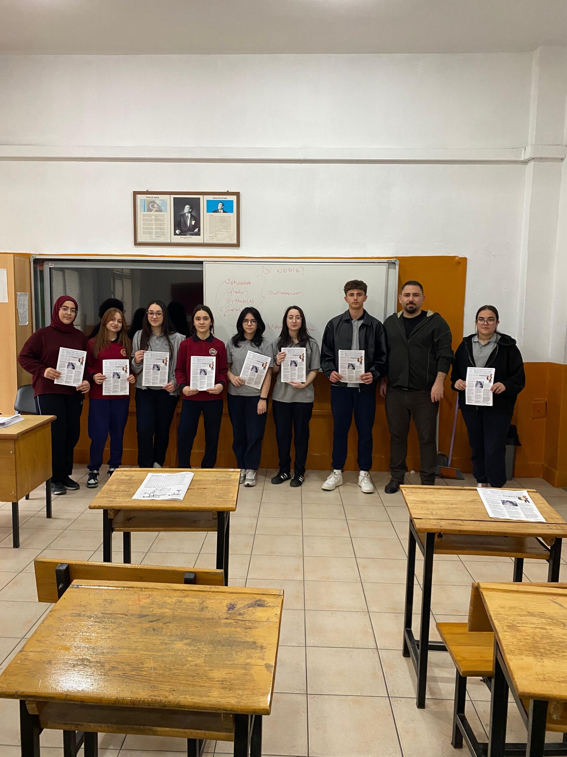 Ayancık’ta öğrencilerden Ramazan gazetesi