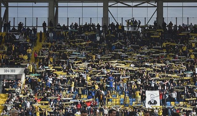 Başkan Özarslan Ankaragücü ve Keçiörengücüne Destek İçin Yanlarında