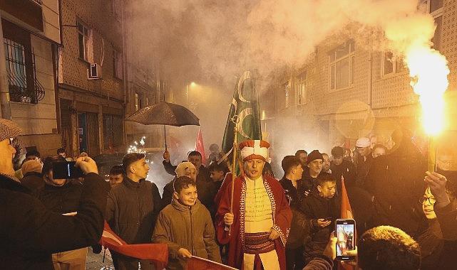 Bayrampaşa’da Ramazan Fener Alayı ve Mehter Takımı Coşkusu