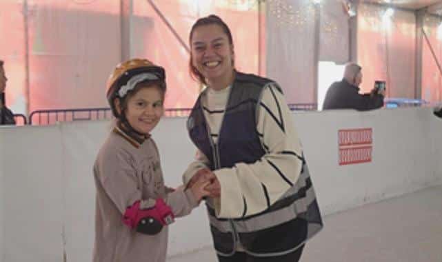 Buz Pistinde Öğrenciler Bir Araya Geldi