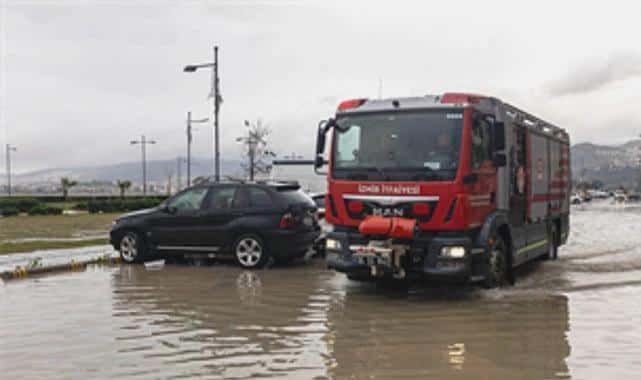Ege Kıyılarında Basınç 991 mbar Düşüşle Deniz Seviyesi 85 cm Yükseldi