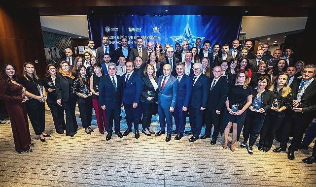 Hazır Giyim Sektörüne Özenle Sahip Çıkmalıyız