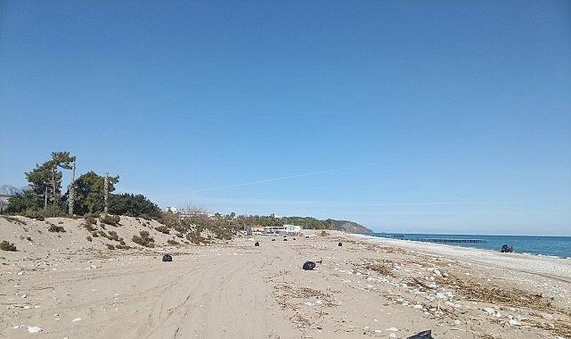 Sahil Şeritlerinde Yoğun Temizlik Çalışmaları