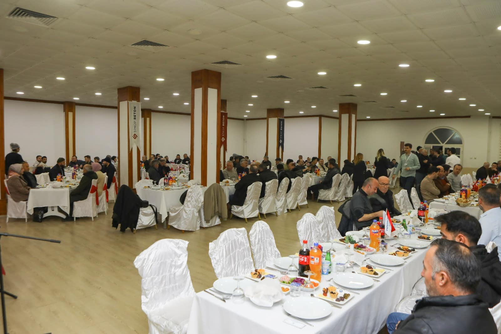 Sinop Beton’un geleneksel iftarı yoğun katılımla yapıldı